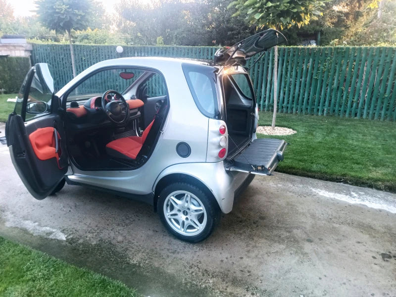 Smart Fortwo, снимка 9 - Автомобили и джипове - 47196096