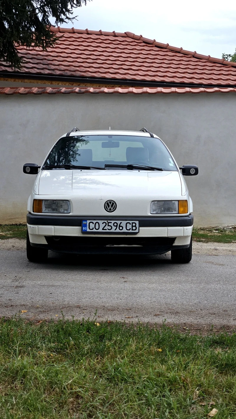 VW Passat 2.0 VW DOHC-16V, Климатик, снимка 2 - Автомобили и джипове - 47410940