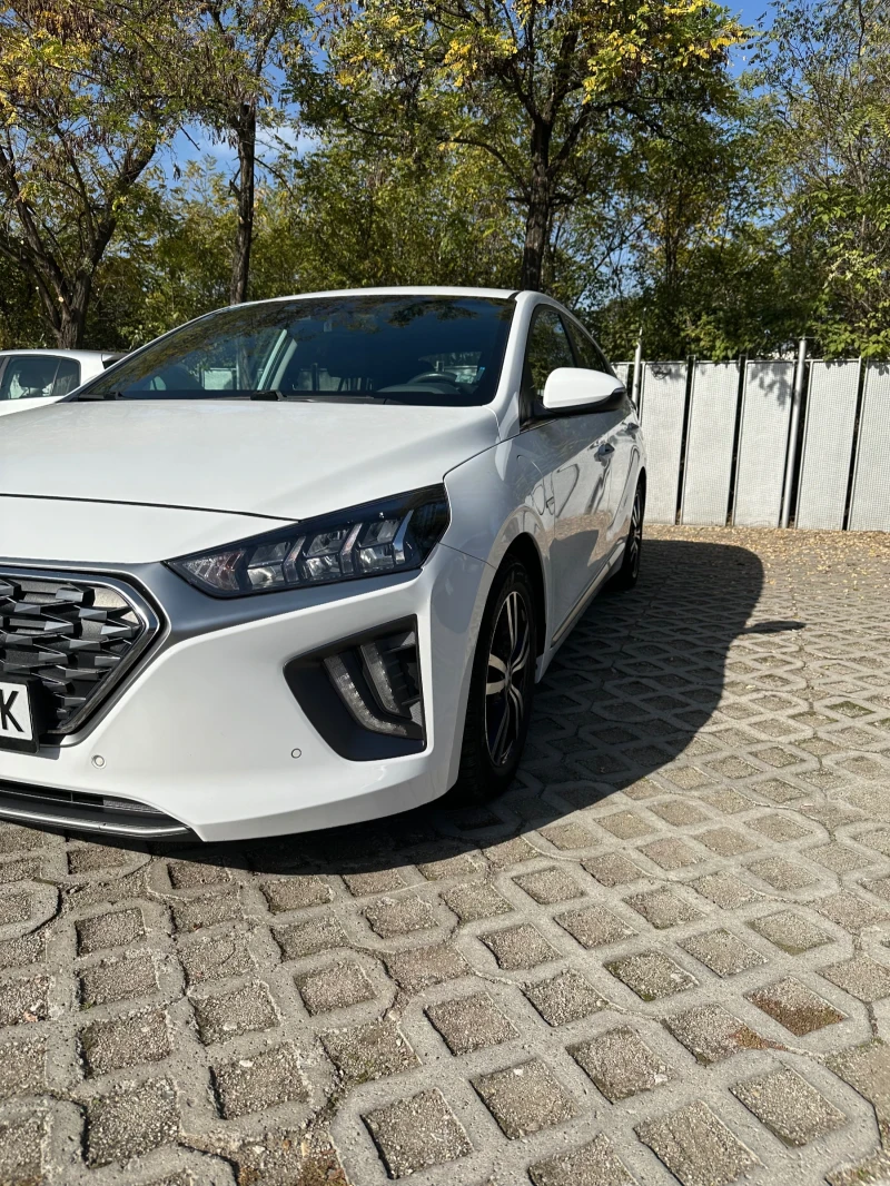 Hyundai Ioniq 1.6 Plug In Hybrid Premium Packet , снимка 1 - Автомобили и джипове - 47748269