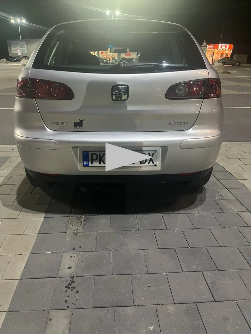 Seat Ibiza 1.4 ГАЗ, снимка 7 - Автомобили и джипове - 47906563