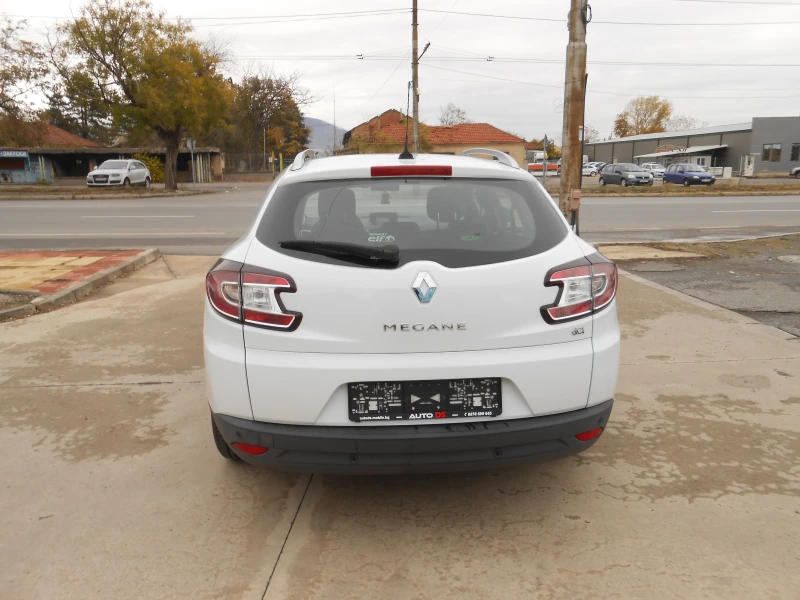 Renault Megane 1.5d-Euro-5A, снимка 6 - Автомобили и джипове - 48021318