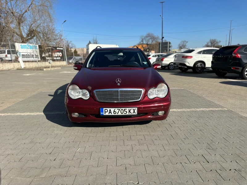 Mercedes-Benz C 180 Benzin / Gaz, снимка 1 - Автомобили и джипове - 48906905