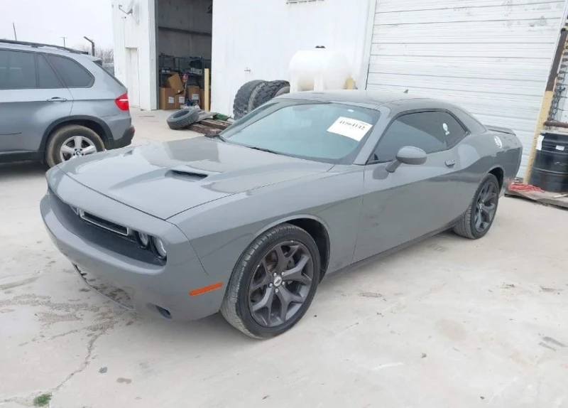 Dodge Challenger, снимка 1 - Автомобили и джипове - 49222234