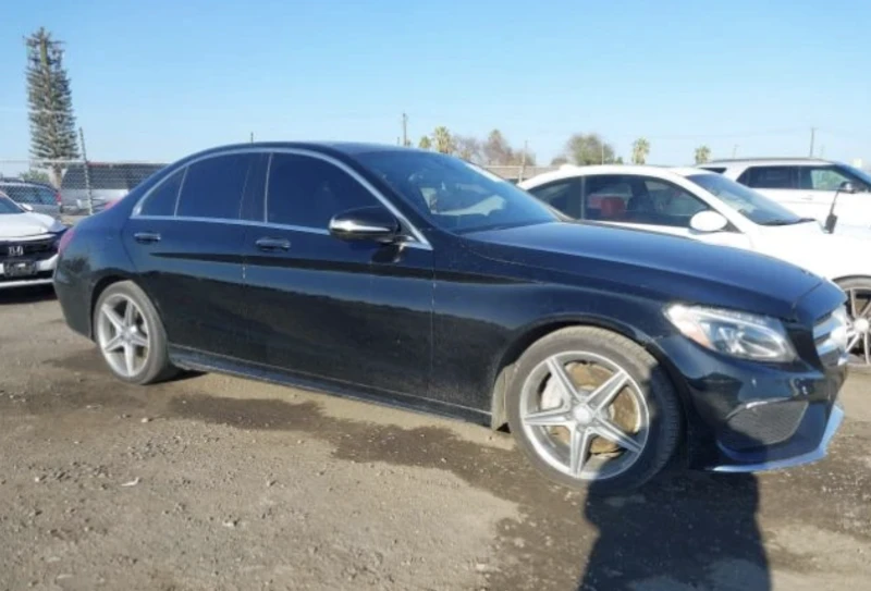 Mercedes-Benz C 300 AMG, снимка 4 - Автомобили и джипове - 49372714