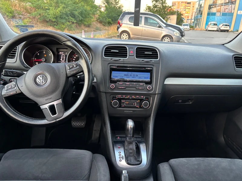 VW Golf 1.6tdi R-line, снимка 6 - Автомобили и джипове - 52578060