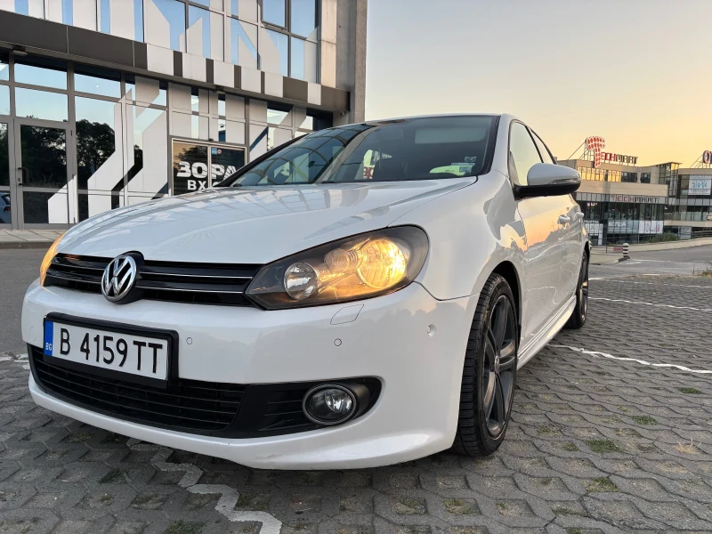 VW Golf 1.6tdi R-line, снимка 2 - Автомобили и джипове - 52578060