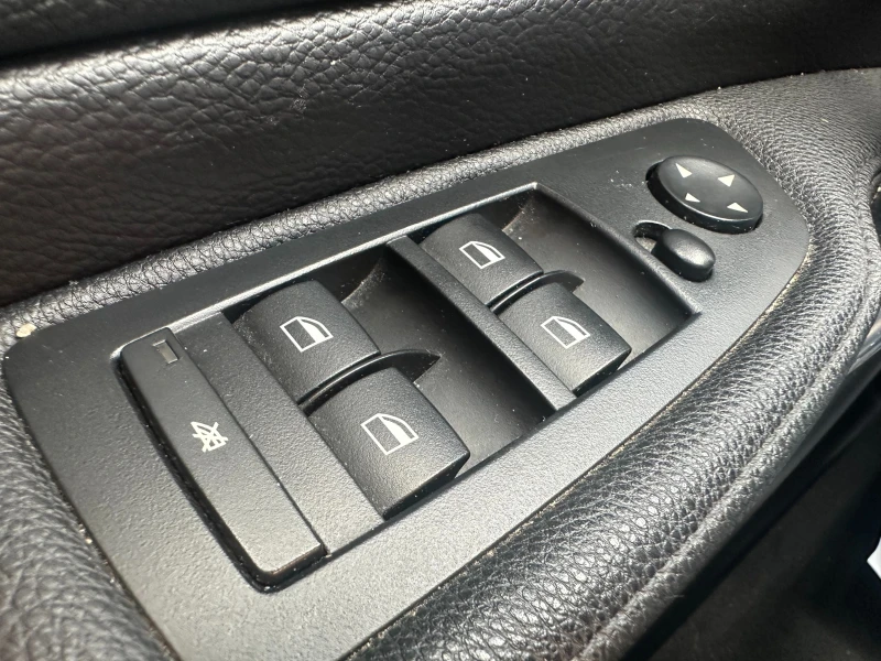 BMW 123 2.0d 204 к.с., снимка 16 - Автомобили и джипове - 51438721