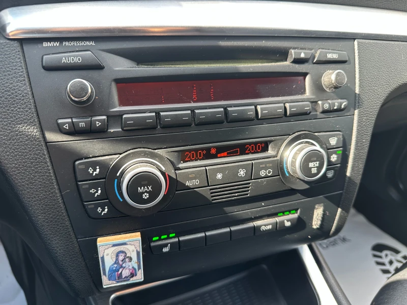 BMW 123 2.0d 204 к.с., снимка 12 - Автомобили и джипове - 51438721