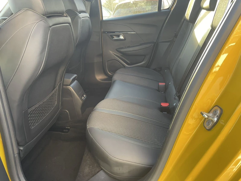 Peugeot 208 GT, снимка 15 - Автомобили и джипове - 51670358