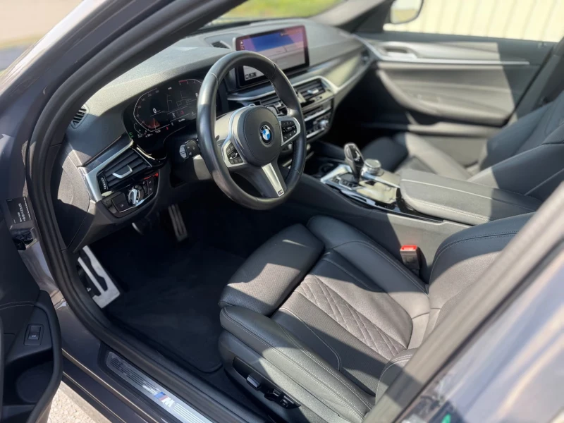 BMW 530 M/xDRIVE/286HP/IDIVIDUAL/LED/CAM/HI-FI/DIGITA/728v, снимка 6 - Автомобили и джипове - 51919958