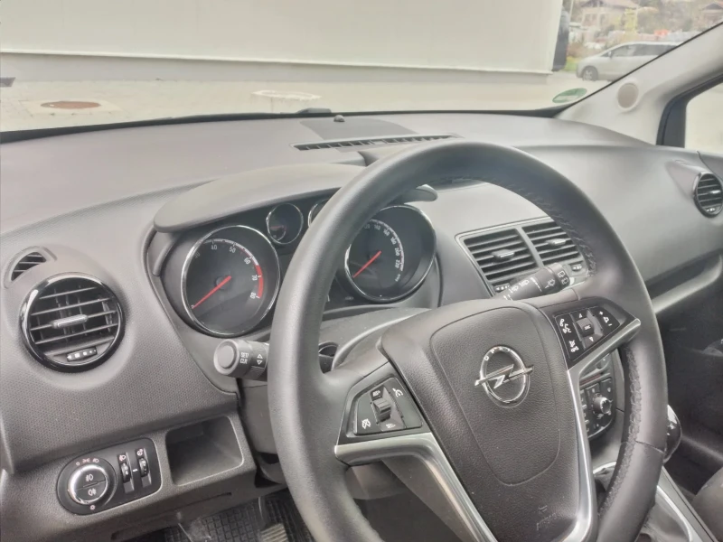 Opel Meriva, снимка 8 - Автомобили и джипове - 52431193