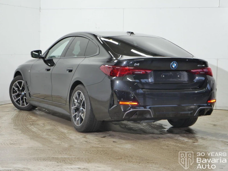 BMW i4 40 eDrive M Sport Paket, снимка 2 - Автомобили и джипове - 52833499