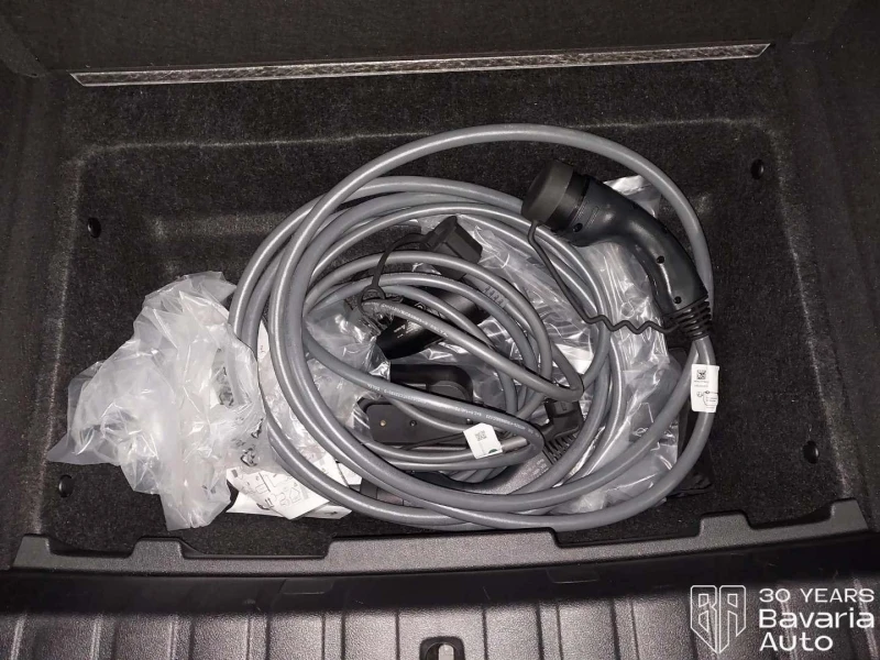 BMW i4 40 eDrive M Sport Paket, снимка 13 - Автомобили и джипове - 52833499