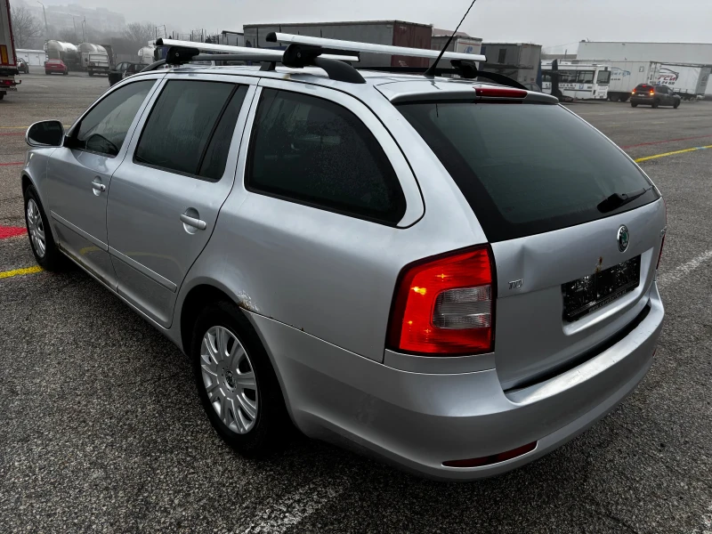 Skoda Octavia 1.6TDI, снимка 3 - Автомобили и джипове - 52876648