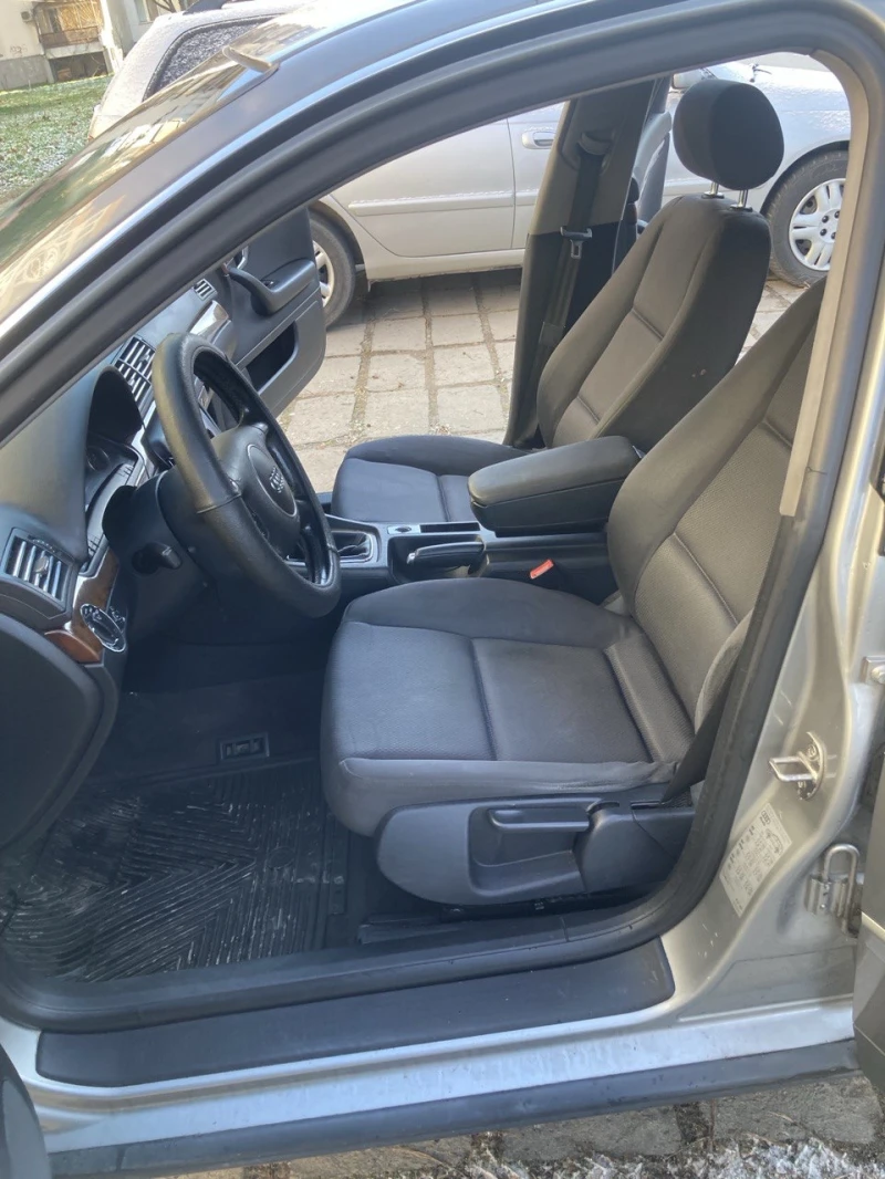 Audi A4 1.9TDI 131кс 6скорости, снимка 12 - Автомобили и джипове - 53587849