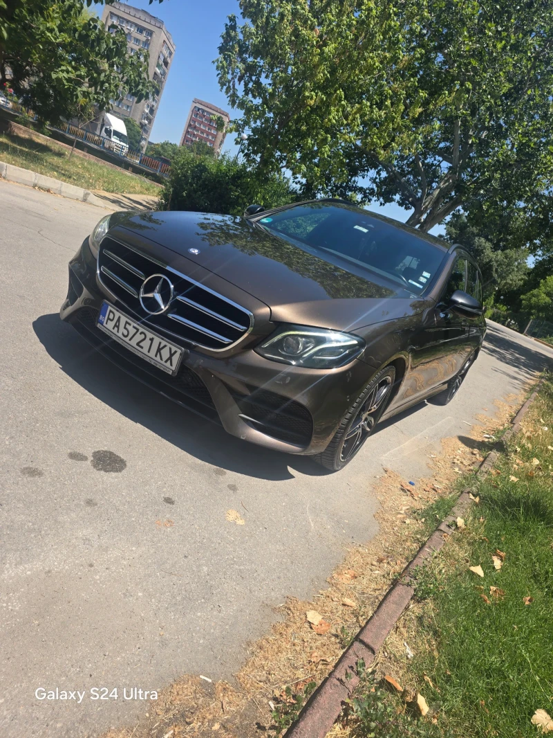 Mercedes-Benz E 220 - 40999 лв. - 60918956 1