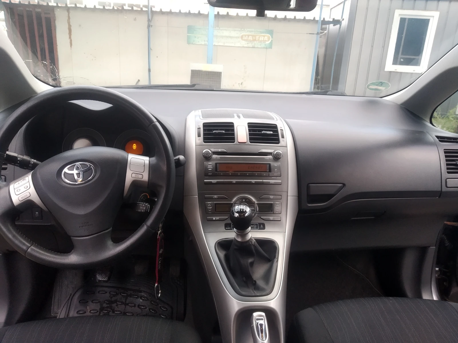 Toyota Auris 2.0 D4D - изображение 8