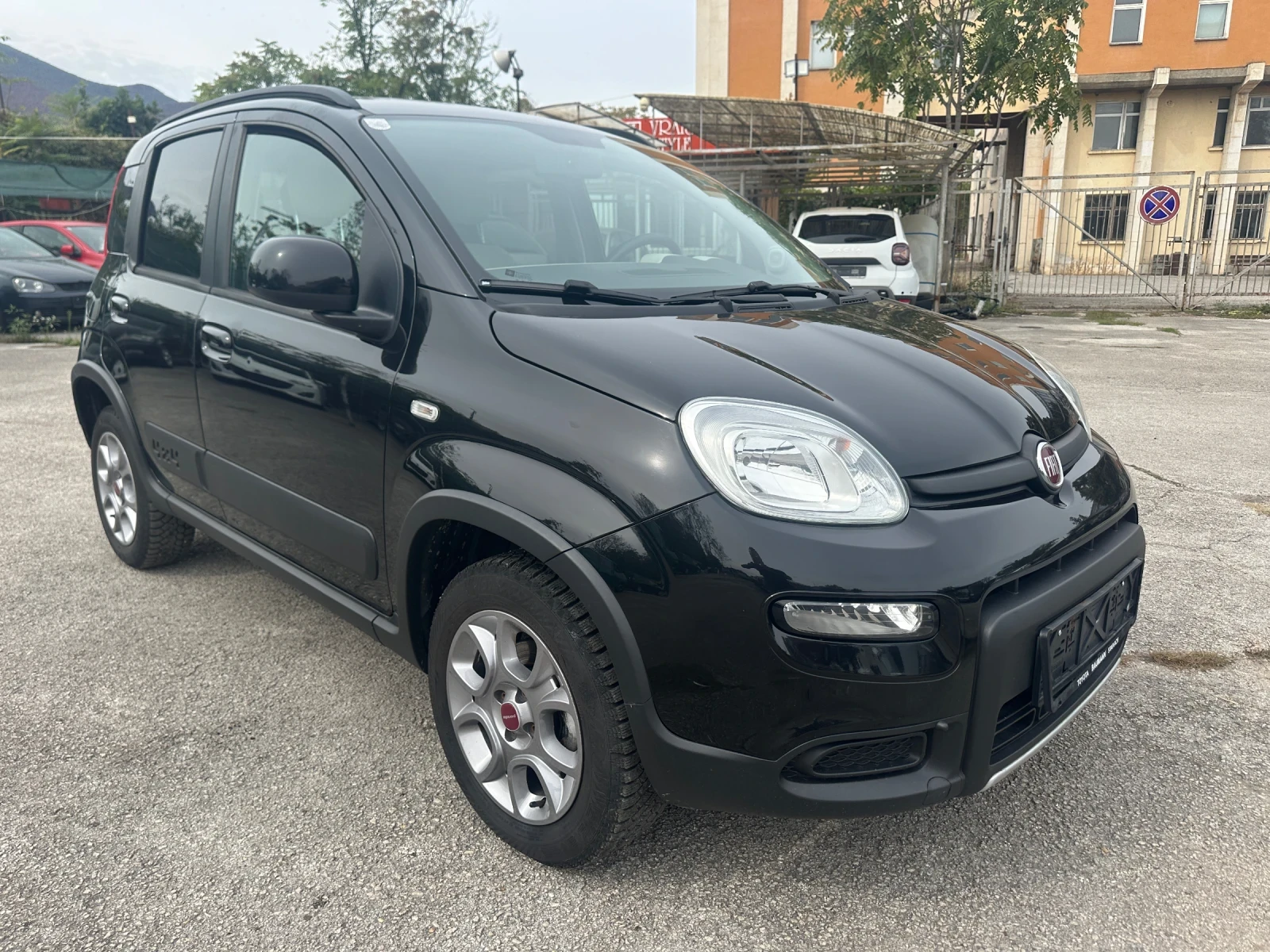 Fiat Panda 1.3D-75кс4х4 - изображение 3