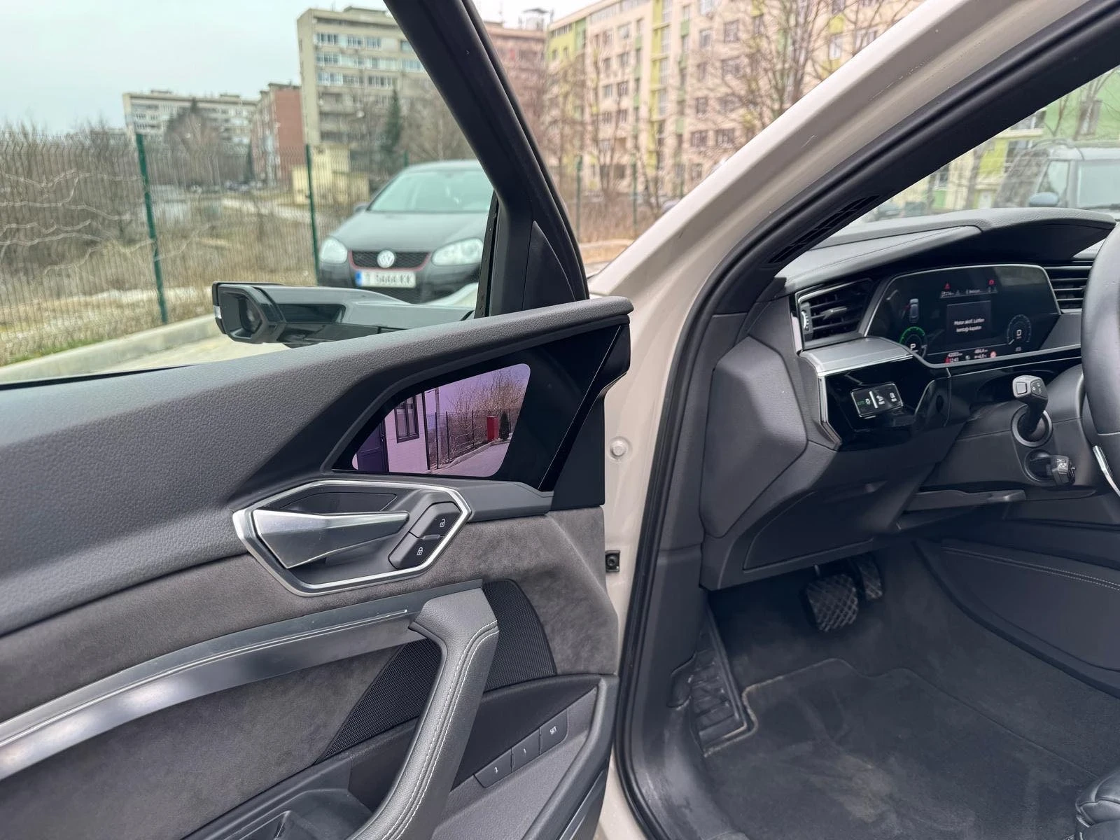 Audi E-Tron etron 55 95kw | Mobile.bg   13