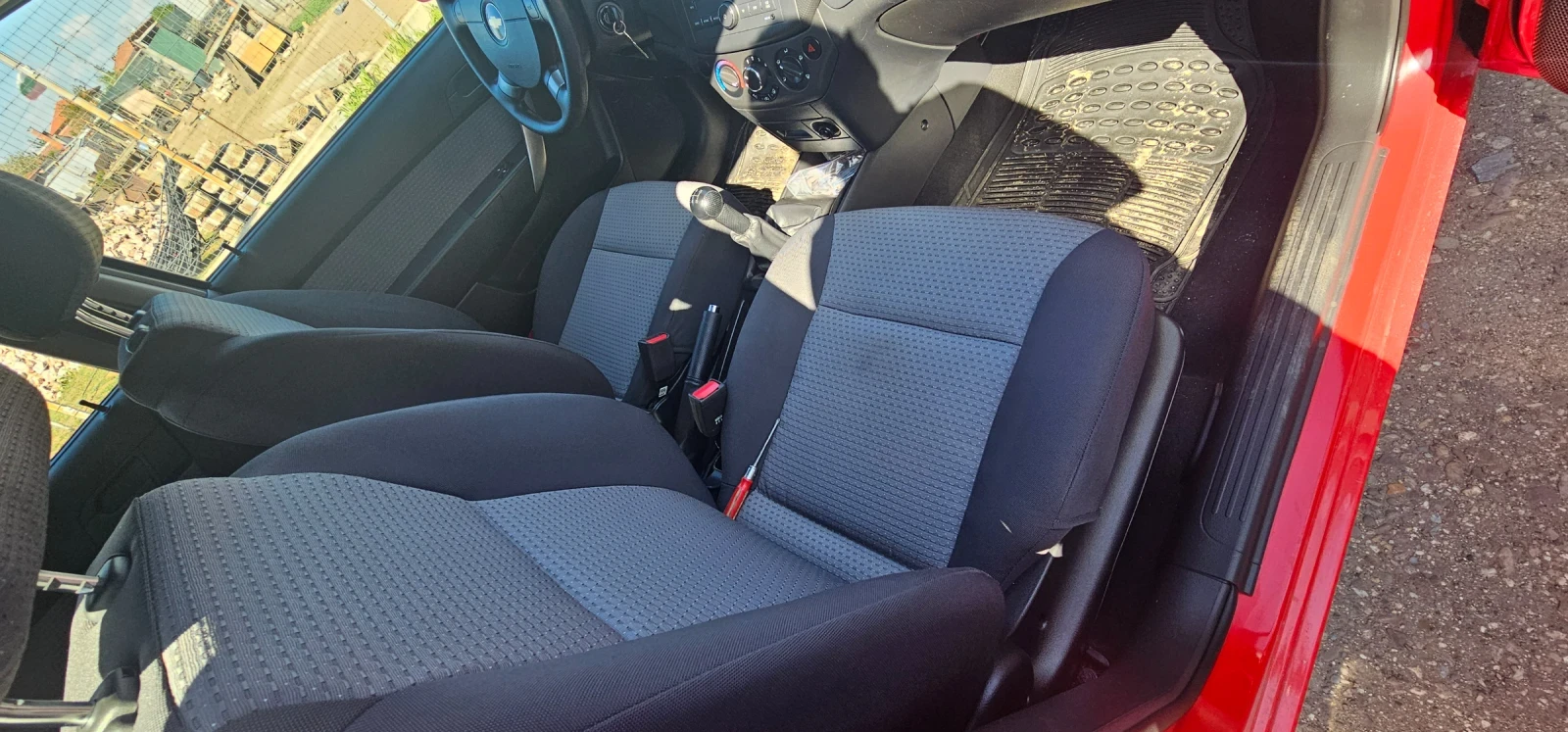 Chevrolet Aveo  - изображение 6