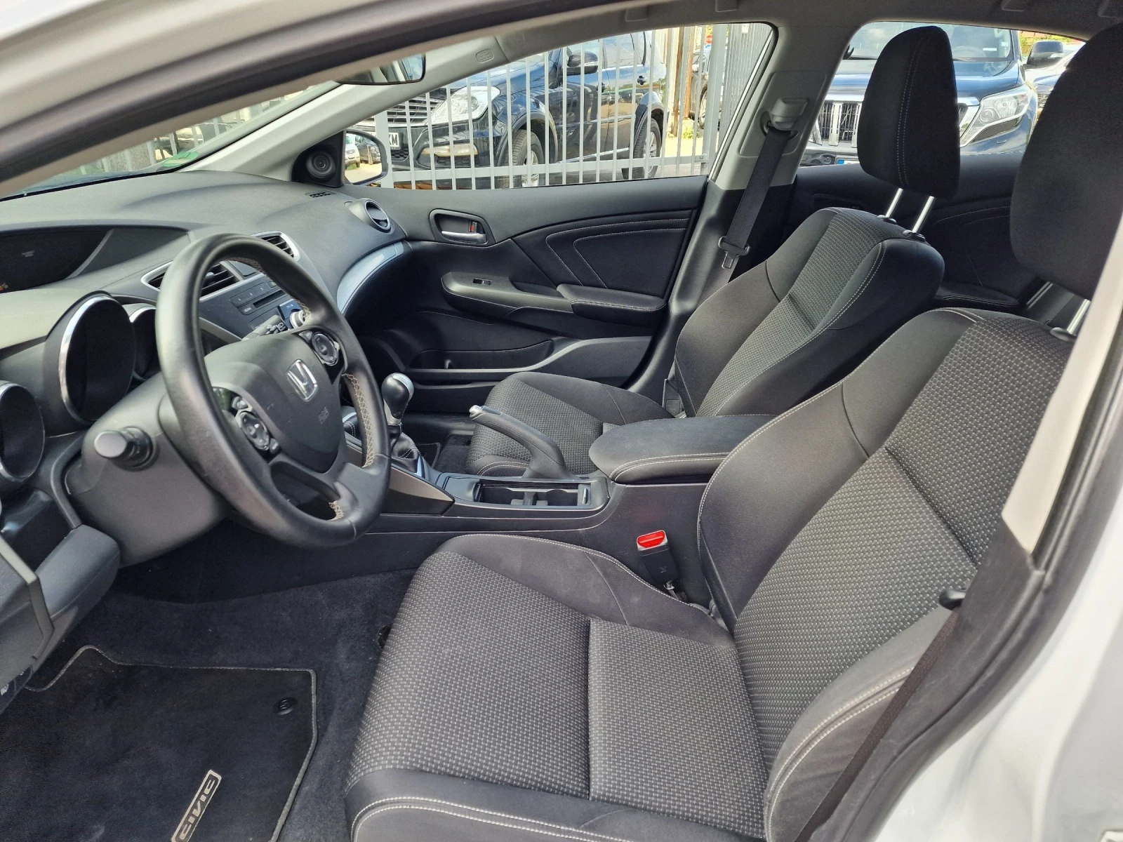 Honda Civic 1.4 i-VTEC - изображение 8