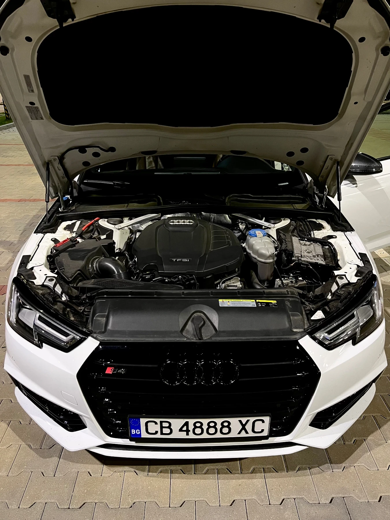 Audi A4  - изображение 7