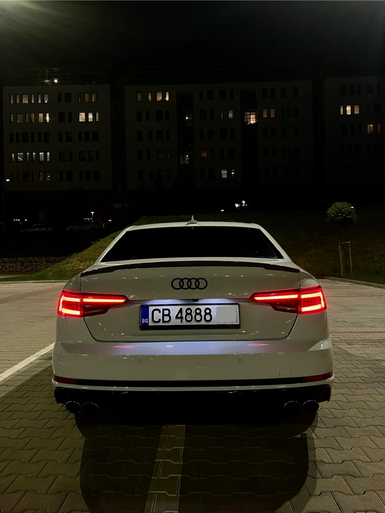 Audi A4  - изображение 5