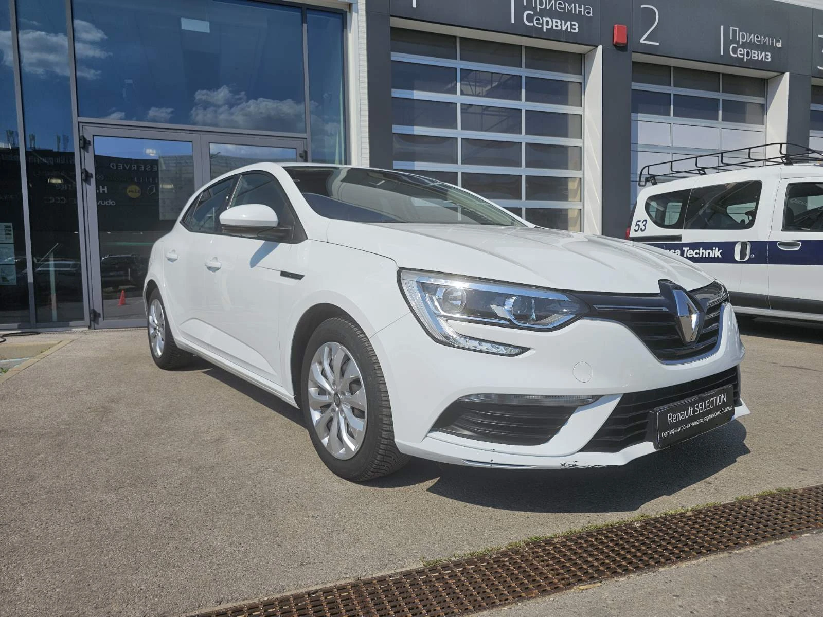 Renault Megane Energy dCi 95 к.с. Start&Stop BVM5 - изображение 2