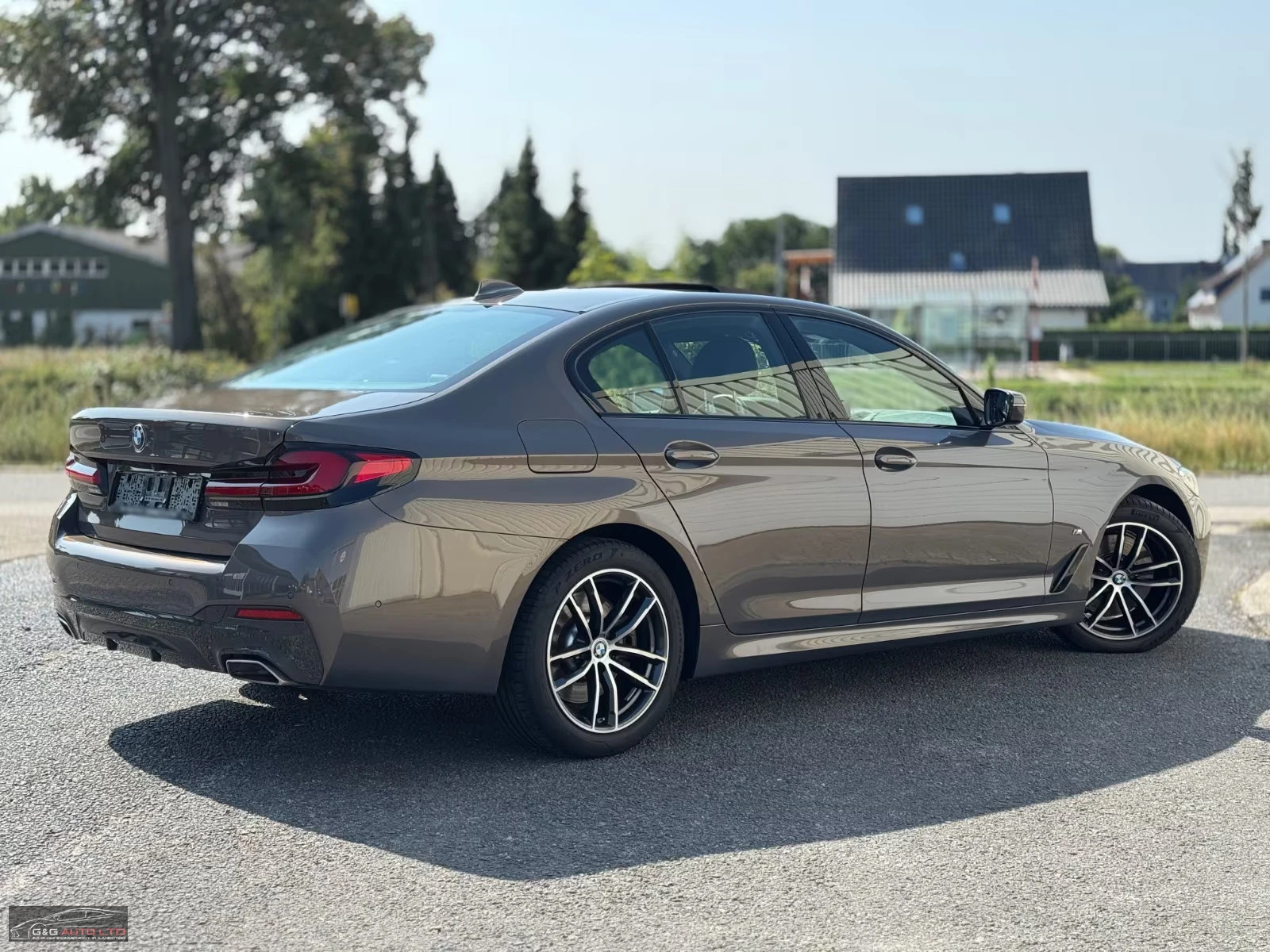 BMW 530 M/xDRIVE/286HP/IDIVIDUAL/LED/CAM/HI-FI/DIGITA/728v | Mobile.bg   4