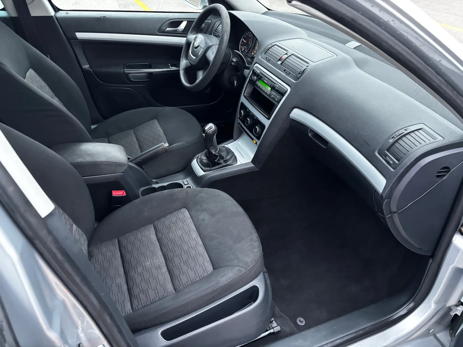Skoda Octavia 1.6TDI | Mobile.bg � ����������� 13