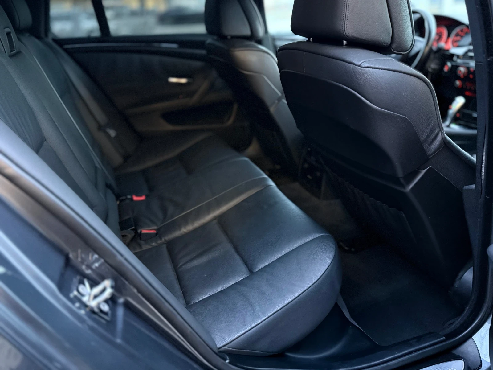 BMW 535 M-PACK* FACELIFT* 286HP* PODGREV* PANO* HEAD-UP | Mobile.bg � ����������� 11