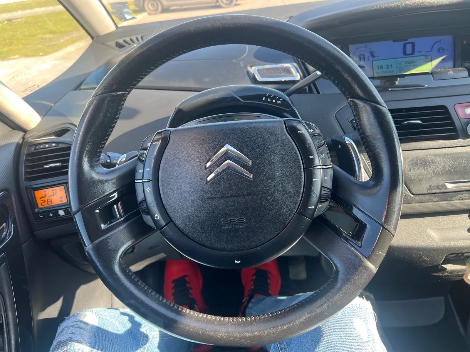 Citroen C4 Picasso 2.0HDI - изображение 2