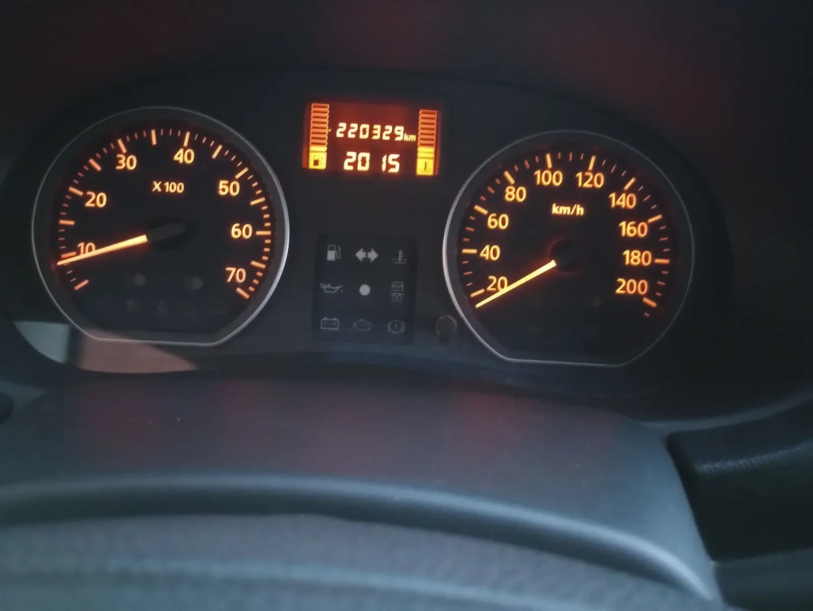 Dacia Sandero 1.5DCI STEPWAY euro 5B, снимка 13 - Автомобили и джипове - 54133376