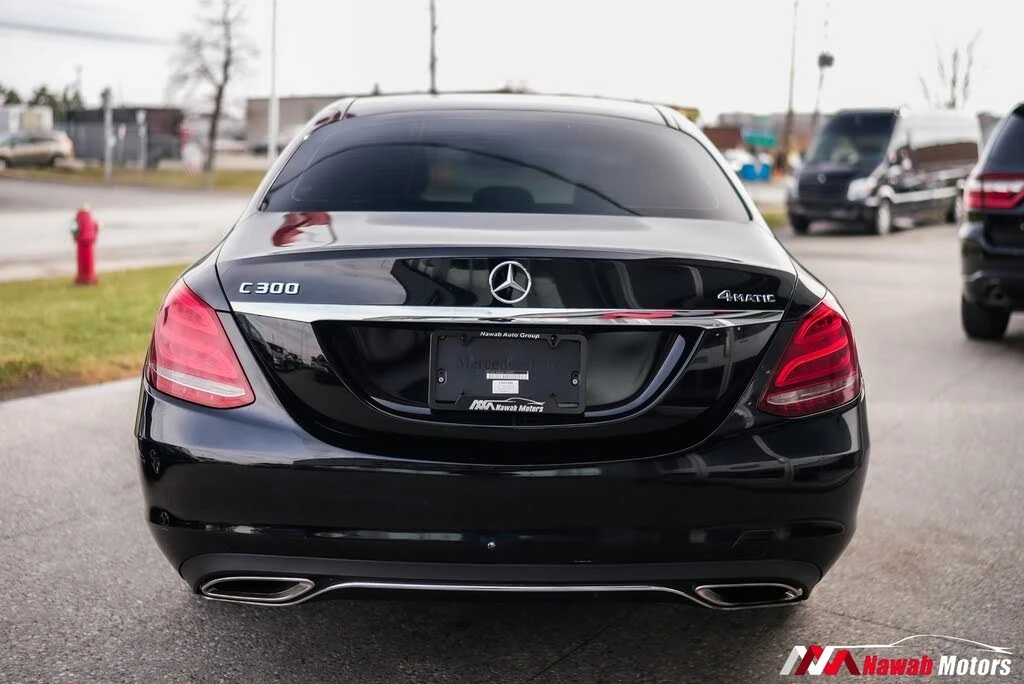 Mercedes-Benz C 300 * АвтоКредит * (ЦЕНА ДО БГ), снимка 3 - Автомобили и джипове - 54216218