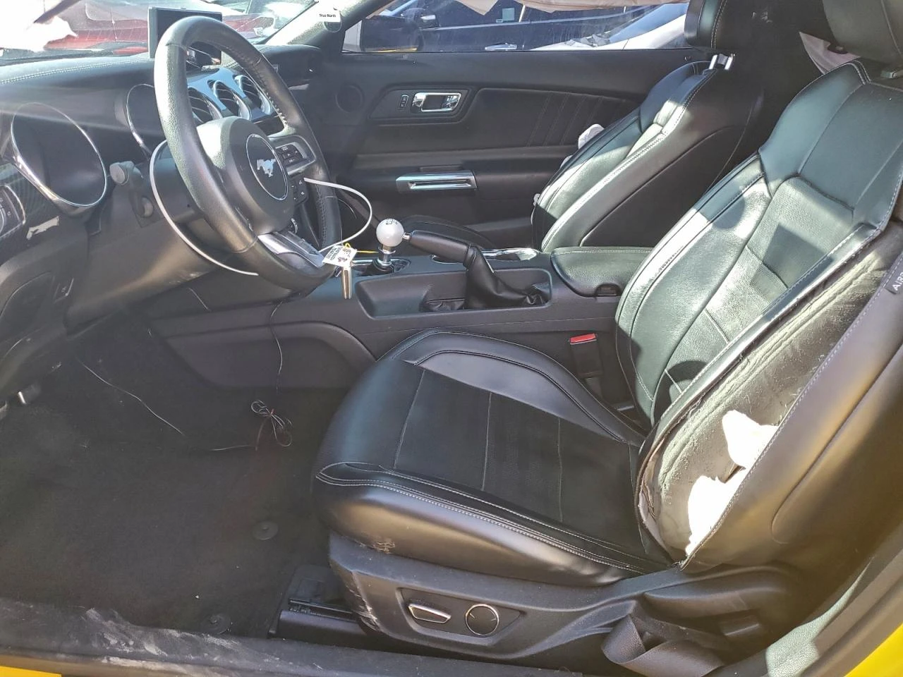 Ford Mustang 5l Fastback GT, снимка 7 - Автомобили и джипове - 54389972