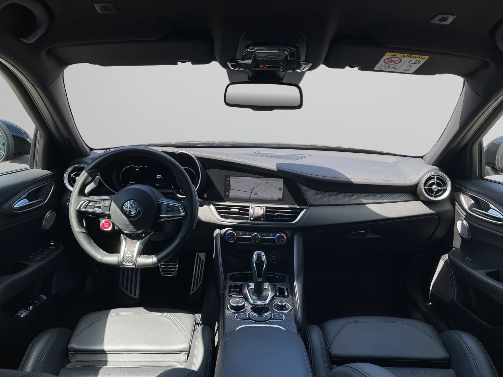 Alfa Romeo Giulia QV 2.9 V6 Bi-Turbo Petrol 520 hp AT8 RWD, снимка 12 - Автомобили и джипове - 54414208