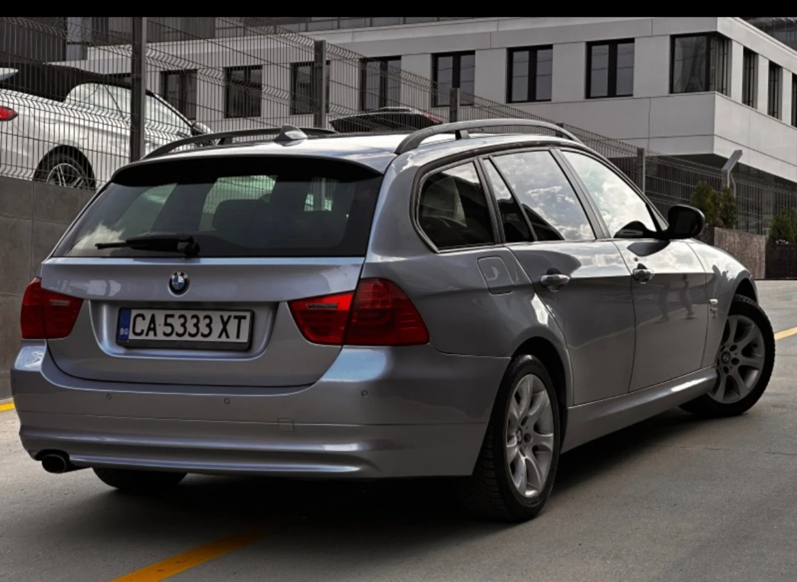 BMW 320 Xdrive, снимка 5 - Автомобили и джипове - 54680851