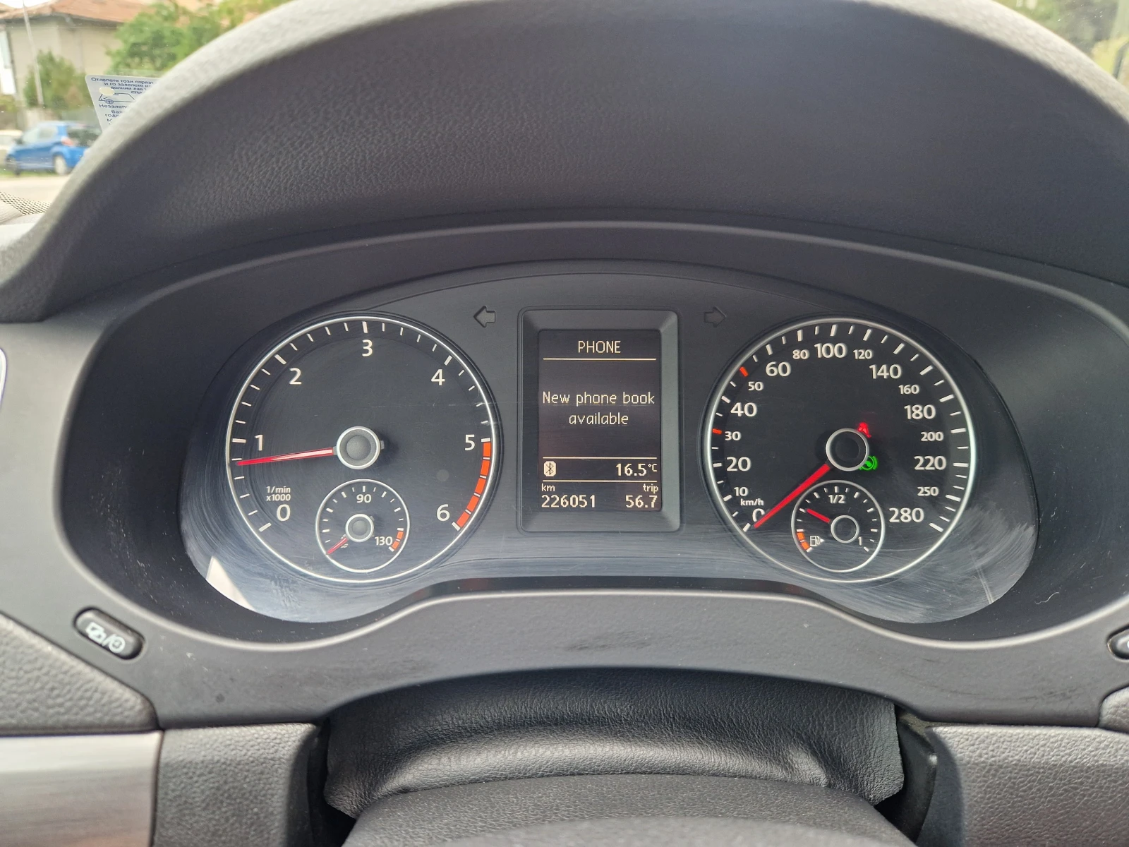 VW Jetta 1.6TDI Highline, снимка 7 - Автомобили и джипове - 54746810