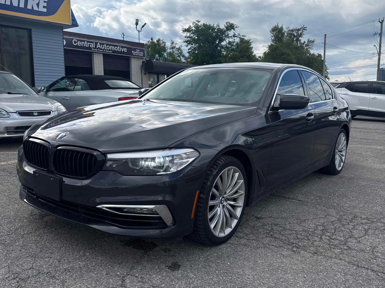 BMW 530 * хDrive* HUD* Harman Kardon* CARFAX
