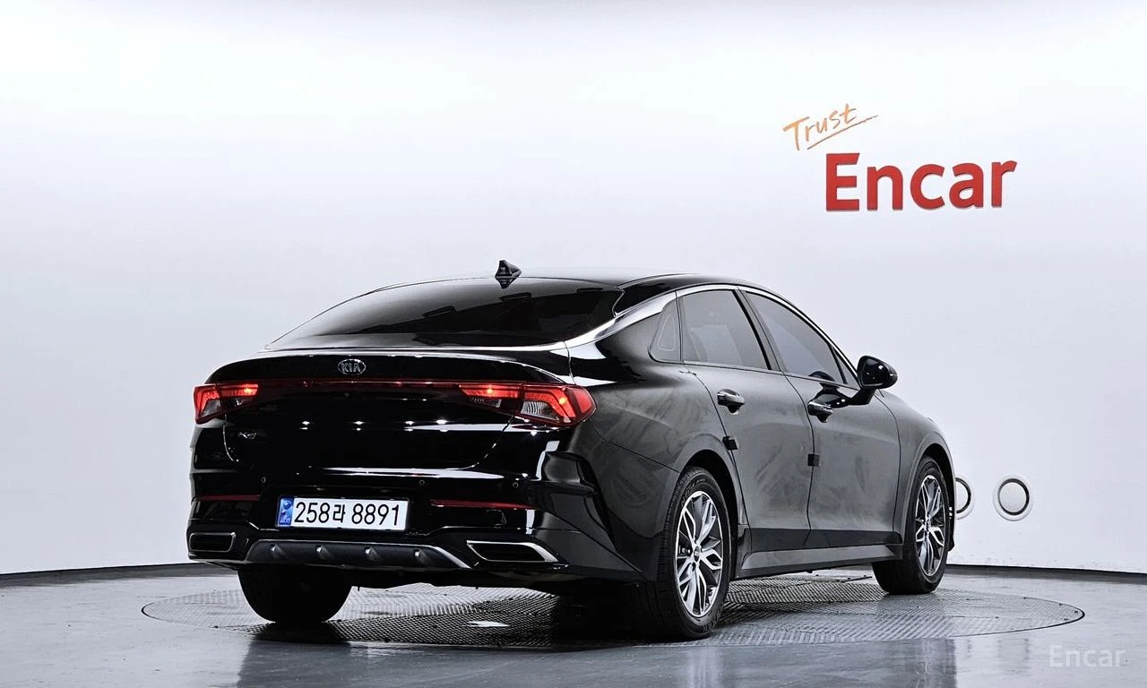 Kia K5 2.0 Trendy* ПОДГРЕВ* КАМЕРА* КРАЙНА ЦЕНА* , снимка 3 - Автомобили и джипове - 55625039