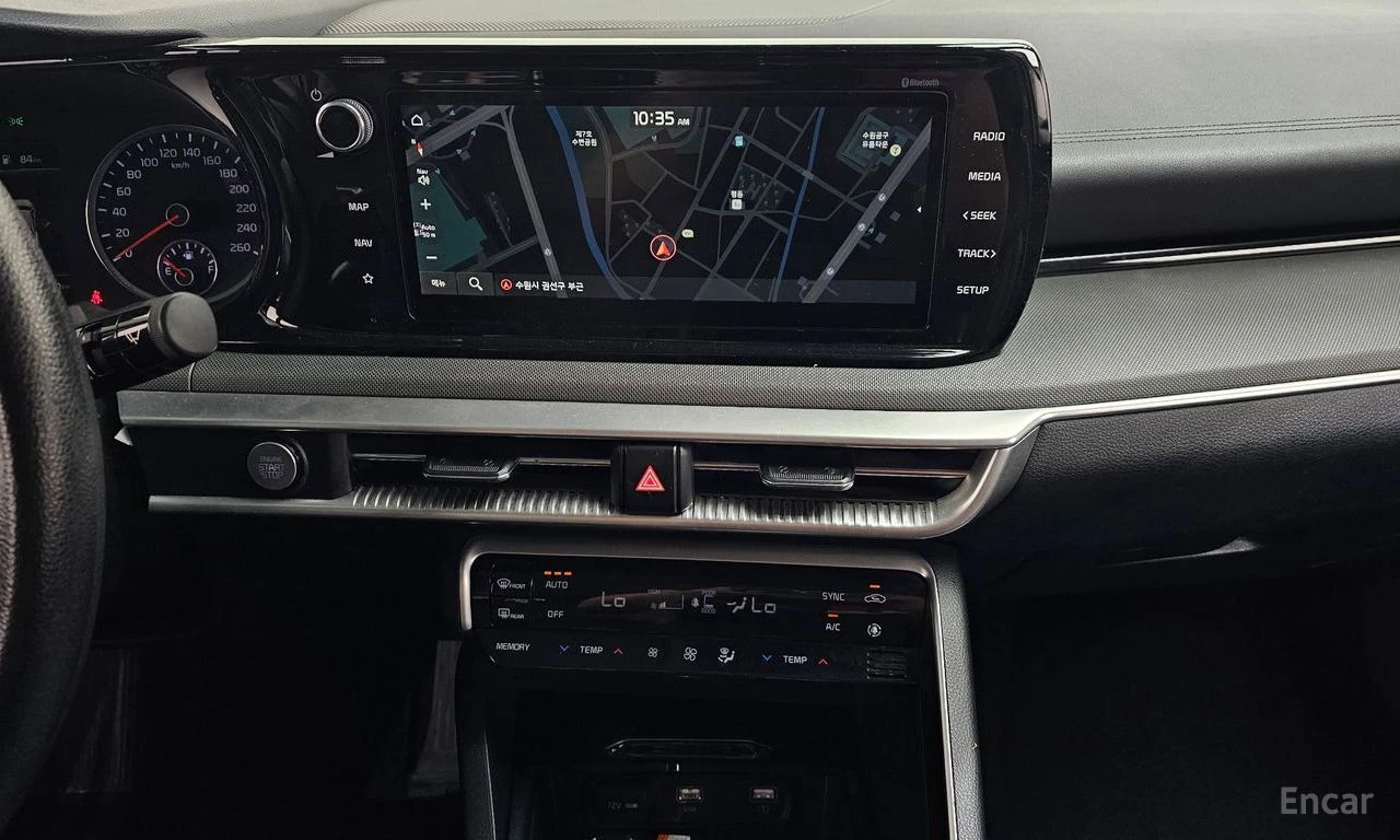 Kia K5 2.0 Trendy* ПОДГРЕВ* КАМЕРА* КРАЙНА ЦЕНА* , снимка 11 - Автомобили и джипове - 55625039