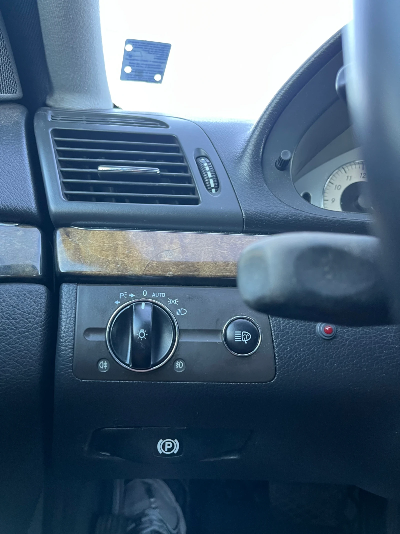 Mercedes-Benz E 270, снимка 6 - Автомобили и джипове - 55993665