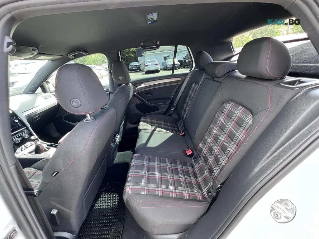 VW Golf АвтоКредит * (ЦЕНА ДО БГ), снимка 16 - Автомобили и джипове - 56087054