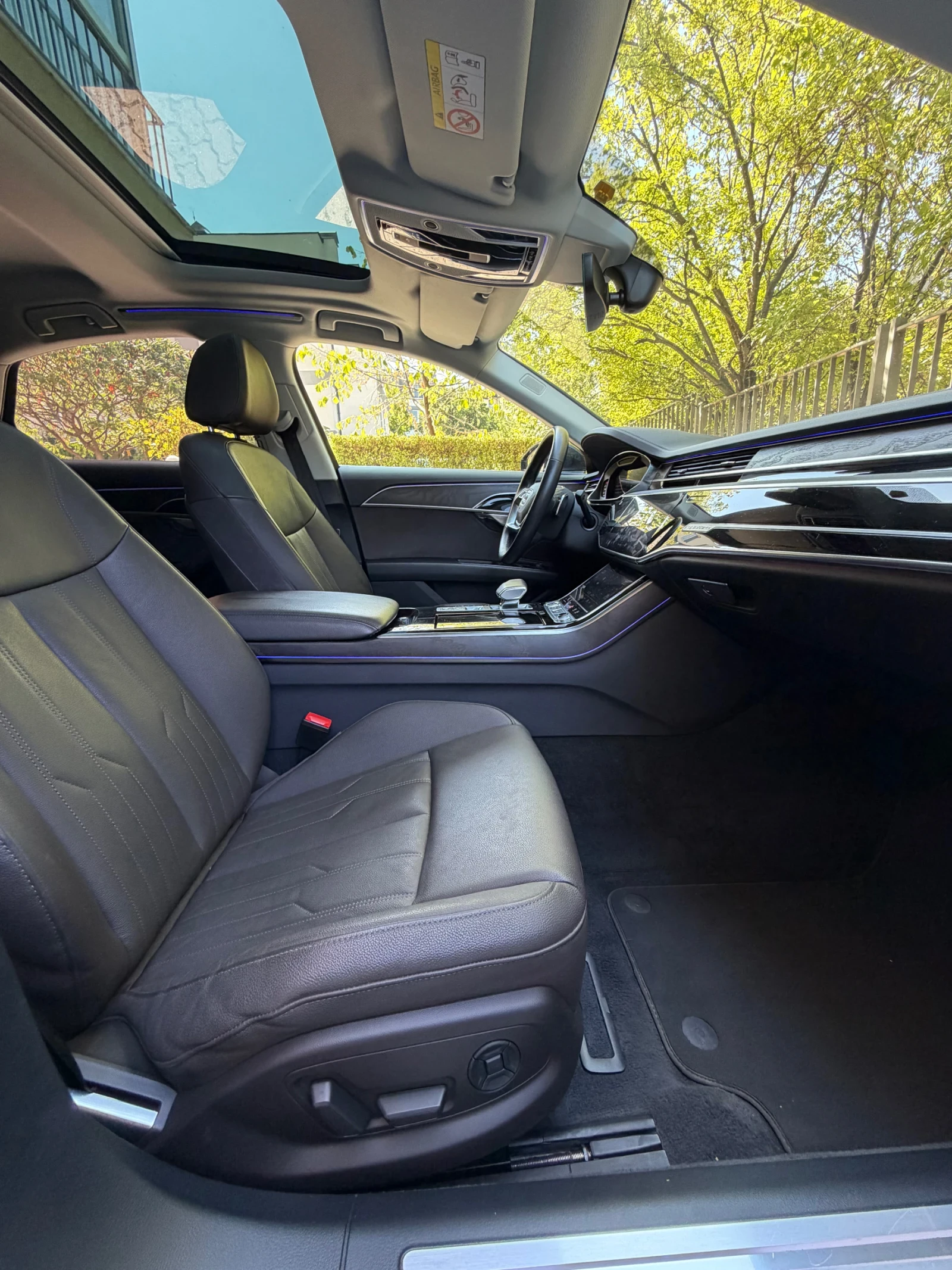 Audi A8 5.0D FACELiFT Sline MATRIX 360камера Bang&Olufsen, снимка 9 - Автомобили и джипове - 56115958