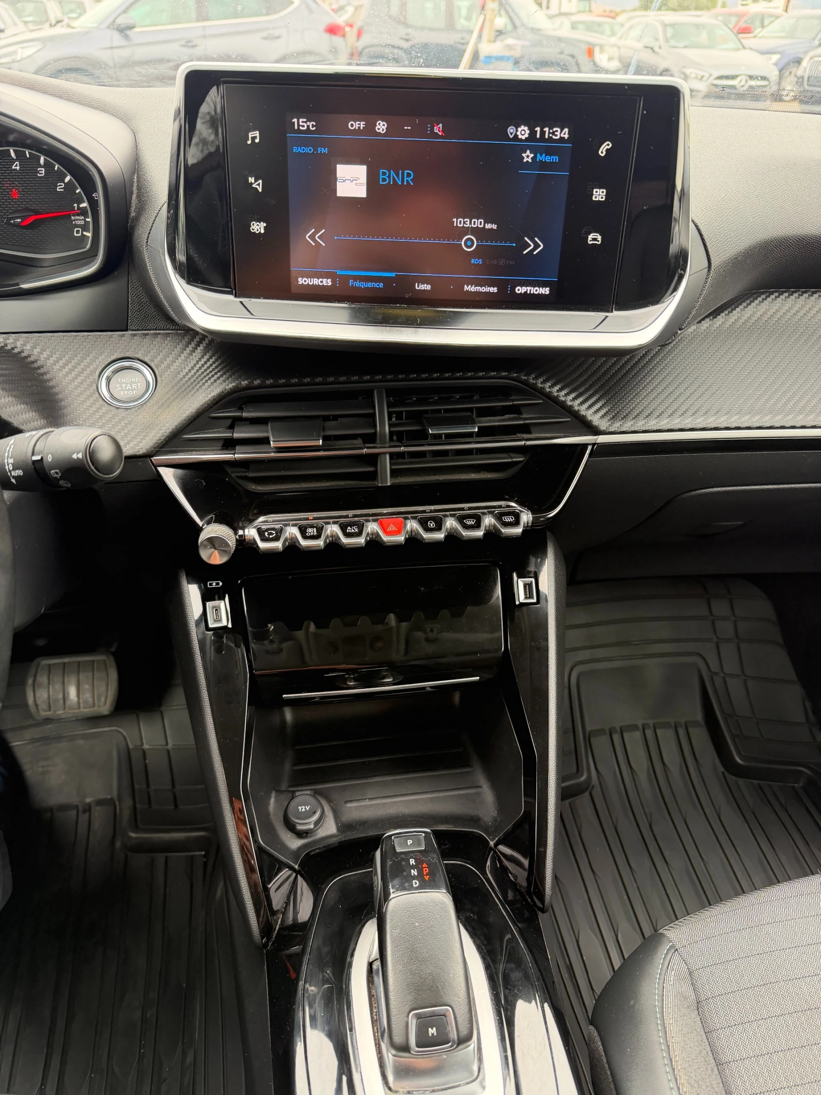 Peugeot 2008 1.5HDI Allure AVTOMAT/NAVI/KOJA EURO 6, снимка 14 - Автомобили и джипове - 56223590