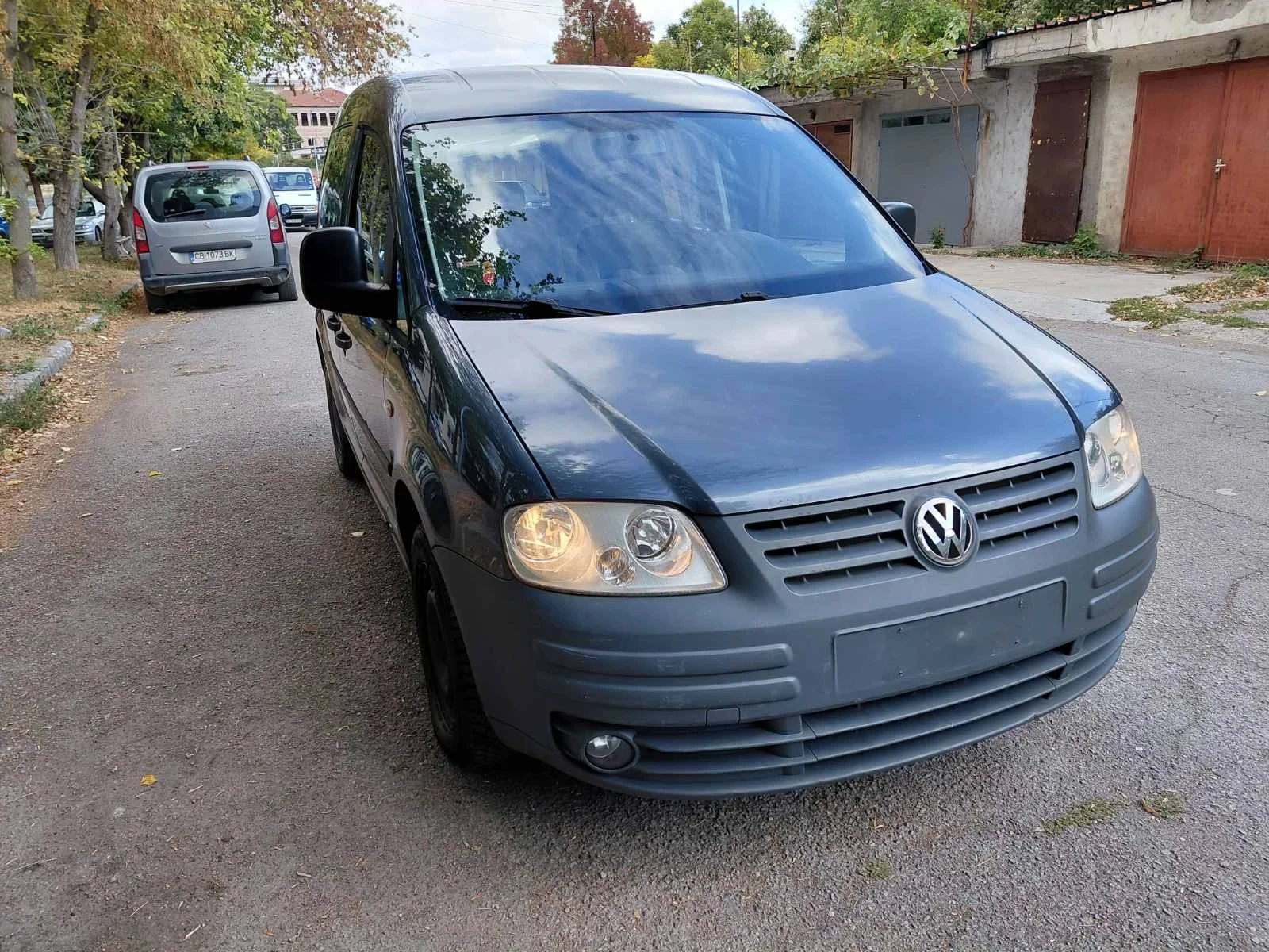 VW Caddy 1.9dizel 105ks 2010- LiFE