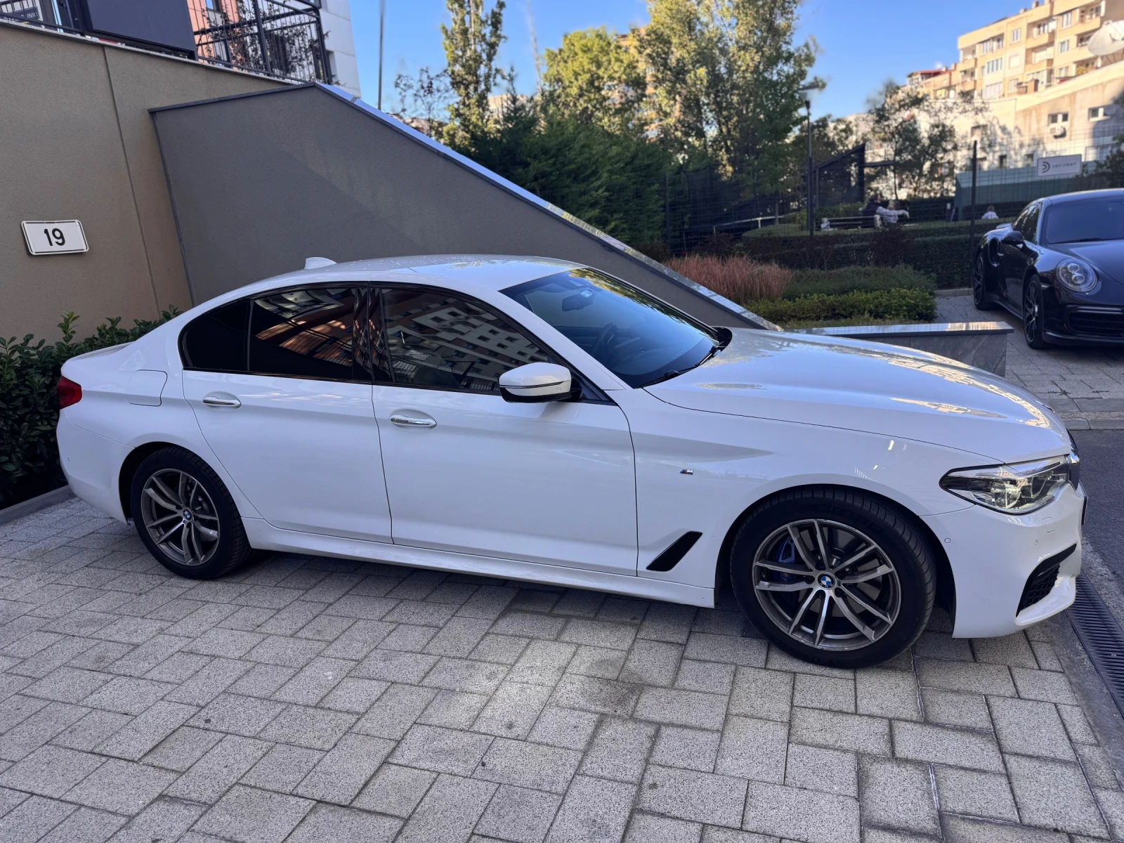 BMW 530, снимка 4 - Автомобили и джипове - 56348236