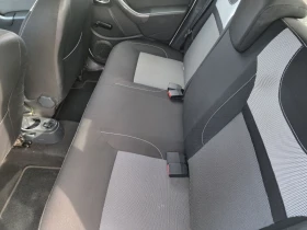 Dacia Duster 4x4* EURO6* NAVI - 7500 € / 14668.73 лв. - 17619297 12