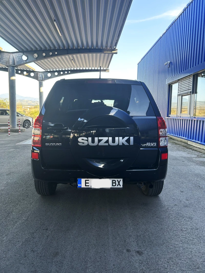 Suzuki Grand vitara 2.0 РЕАЛНИ КИЛОМЕТРИ/4X4/NAVI/ПОДГРЕВ/КАМЕРА, снимка 6 - Автомобили и джипове - 47348040