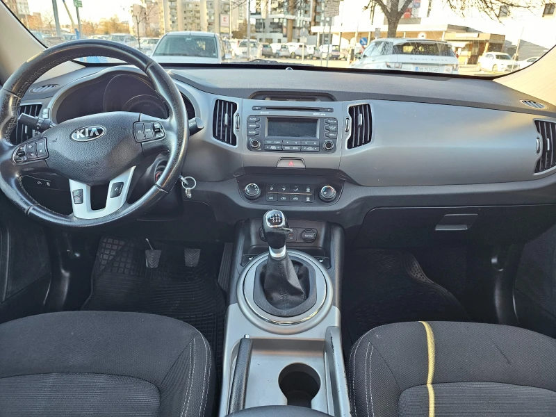 Kia Sportage, снимка 13 - Автомобили и джипове - 48380851